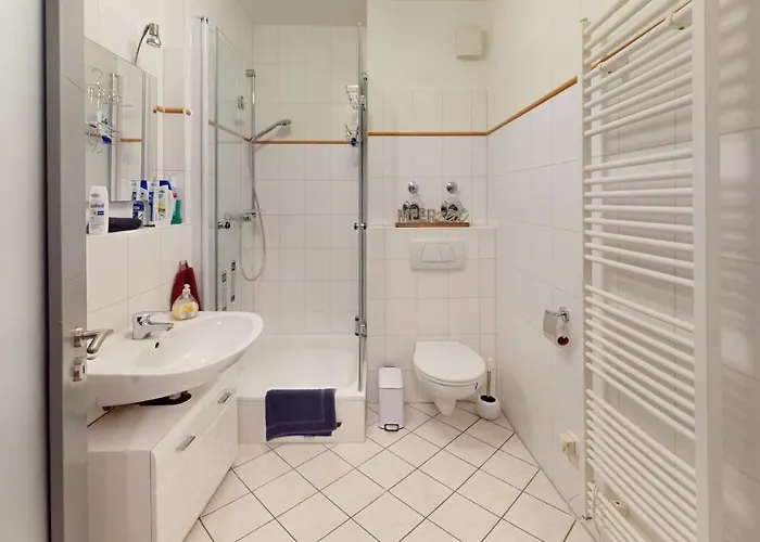 Ostseeblick-neu 2024-kueche-parkplatz-kamin-balkon Lejlighed *